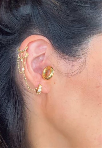 @Loop Earplugs US Experience 2 Plus Earplugs, Live Events & Concerts, 17–20 dB Certified Noise Filtering with Removable Mute, 1 Pair Case #loopearplugs #earplugs #edm #housemusic #musicfestival