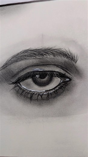 How to sketch realistic eyes #sketch #sketchingtutorial #eyes #howtodraw #easydrawing #shorts