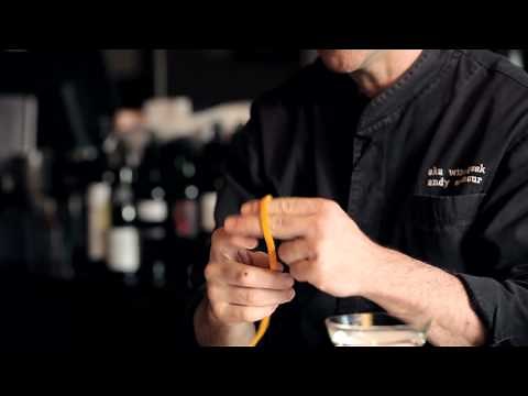 How to use an Orange as a Garnish - DrinkSkool Bar Techniques