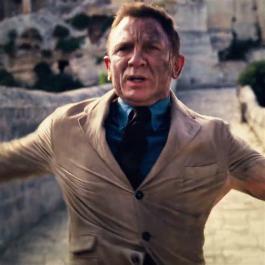 James Bond performs incredible stunts 🥶 #usa