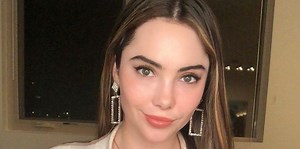 Gymnast McKayla Maroney Shakes Her Money Maker In Unbuttoned Shirt On TikTok (VIDEO)
