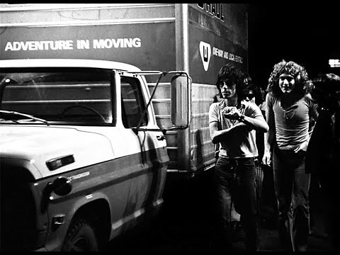 Jeff Beck w/ HoneyDrippers - Rockin' at Midnight / I Got a Woman (1984)