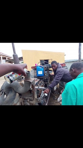 55K views · 700 reactions | MF 188 engine   #tractor #masseyferguson #village #agriculture #farming #farmlife #offroad #southafrica #africa | Vuyolwethu Qelu | Facebook
