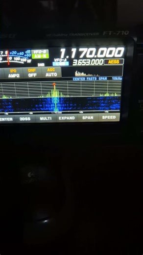 Yaesu FT 710 aess in Onde Medie ( Radio Capodistria )