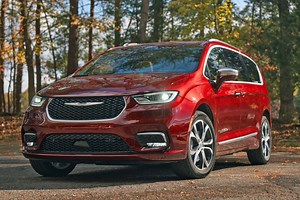 The 2021 Chrysler Pacifica just earned the IIHS' highest crash-testing accolade