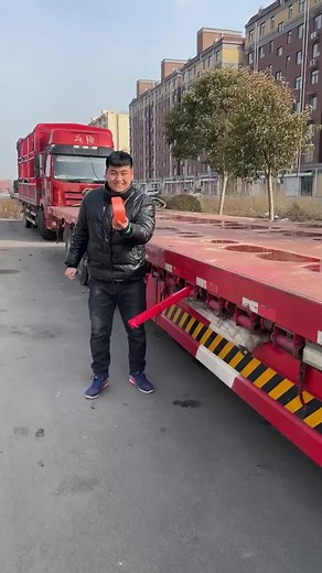 Securing Cargo with Durable Straps for Safety