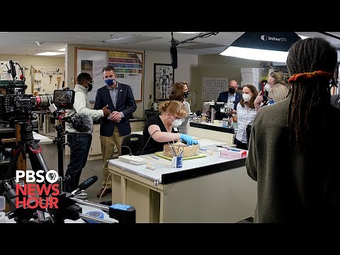 WATCH LIVE: Opening of second time capsule found during removal of Robert E. Lee statue in Richmond