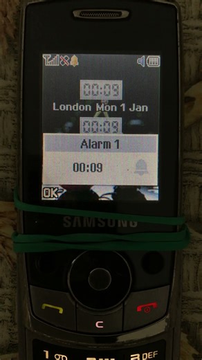 Samsung SGH-J700 - Alarm