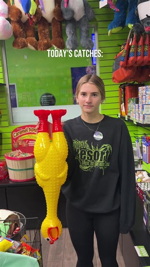 Perfect spot for Christmas presents!! 🎁🎄 #eauclairewi #wisconsin #metropolisresortwisconsin #eauclairewisconsin #metropolisresort