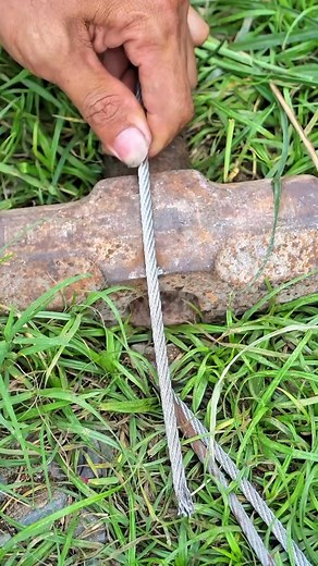 3.7M views · 8.6K reactions | tips for cutting cables without using scissors #diy #tools | Saldin Fahlizar | Facebook