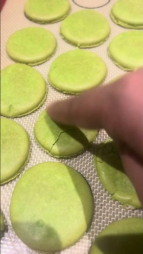 Macaron Mistakes | Troubleshooting Macarons