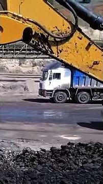 CAT 385C LME FULL POWER Loading Coal Into a 4-Axle Truck! 🔥🚜 #heavyequipment #earthmoving
