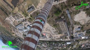 Dream Jump na pełnej petardzie💪🤩💪 Skok na sztywniaka zwany jest przez nas "trupkiem" Od momentu wyskoku aż do samego hamowania należy utrzymać pełną kontrolę nad ciałem. To jest wyższa szkoła skoków Dream Jump ✌️ | Dream Jump