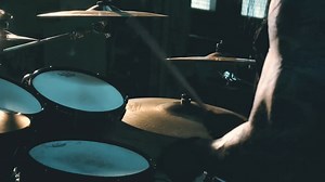 "Deceiver, Deceiver" es el nuevo single de Arch Enemy y su video esta disponible en https://bit.ly/AEnemyDeceiver | PowerofMetal.cl