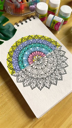 Draw an easy and simple mandala with me 🌈⛅️✨ #art #shortsvideo #pastel #colors #mandala #drawing
