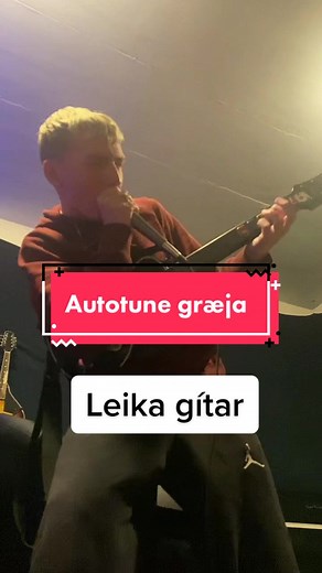 Autotune græja komin í hús.. VÆB TÉKK kemur 8. September