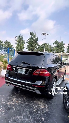 2014 Mercedes-Benz ML 350 Features and Pricing