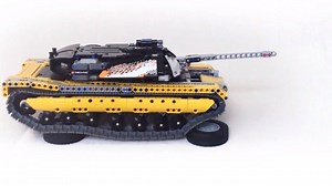 NEW: Remote Controlled M1 Tank 1580pcs The first model tank to have a fully remote controlled missile cannon that actually fires 💥 Available here: www.theblockzone.com/products/m1rc | The Block Zone