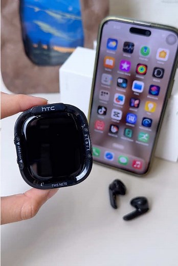 The smart screen on these is a total game changer! Grab this deal before it's gone!!#earbuds #htc #wirelessearbuds #techhacks #tiktokshopcreatorpicks