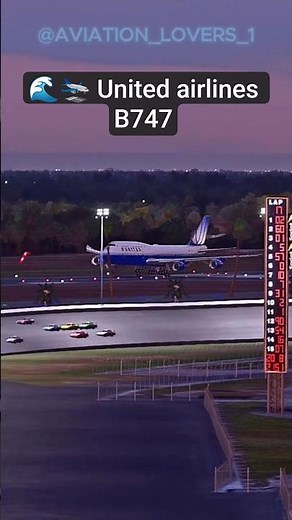 United Airlines B747 Landing in Daytona Beach 🌊🛬 | Epic Approach #shorts