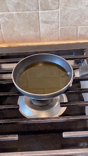 Bedroom hack to add more storage ⭐️ Shop in my Amazon storefront under ‘Random Amazon Finds’. Link in Comments below. #amazonfinds #amazonmusthaves #amazonfavorites #FacebookReelsContest | Simply Sal Finds