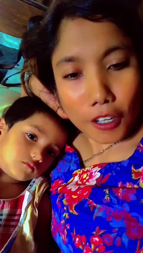 Exploring Beautiful Floral Patterns in Lightweight Fabrics