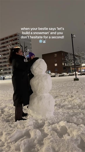 Build a Snowman with Your Bestie This Winter