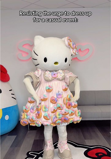 Can't help it 👗💖 #hellokitty | hello kitty costume