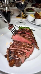 103K views · 1.5K reactions | Steak perfection at Oscar’s 數 Our Kansas City Strip is tender, juicy, and bursting with flavor! Who’s hungry?  | Oscar's Steakhouse | Facebook