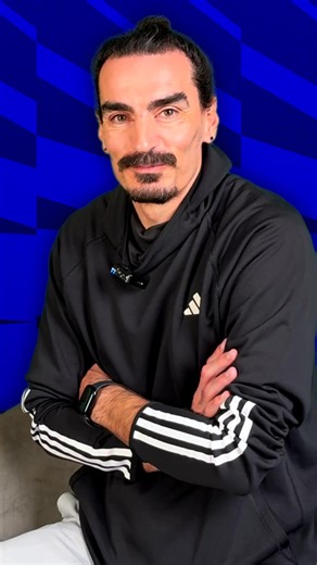 ☘️🐺 𝝥𝝖𝝢𝝖𝝝𝝜𝝢𝝖Ϊ𝝟𝝤𝝨-𝝦𝝤𝝡𝝖 𝝡𝝚 𝝩𝝦𝝞𝝖𝝦𝝖 𝝟𝝖𝝞... 𝝖𝝙𝝞𝝟𝝜 𝝘𝝟𝝦𝝞𝝢𝝞𝝖 𝝩𝝤𝝪 𝝠𝝖𝝛𝝖𝝦𝝤𝝪 𝝨𝝩𝝤𝝢 𝝨𝝖𝝠𝝥𝝞! 💥 Λίγη τύχη, ένα... τσαφ του Καντέ, αρκετή ποιότητα στην εκτέλεση και ένα ιστορικό γκολ! 😉 Ο Παναθηναϊκός αντιμετωπίζει τους "τζαλορόσι" 16 χρόνια μετά, σε ένα παιχνίδι που ξυπνάει αναμνήσεις και εμείς έχουμε τον κατάλληλο για να μας τις θυμίσει! 💬 Ο @laza.chris επιστρέφει με τη νέα του στήλη "𝝨𝝩𝝖 𝝖𝝥𝝤𝝙𝝪𝝩𝝜𝝦𝝞𝝖" και ταξιδεύει πίσω στο χρόνο, στιγμές 