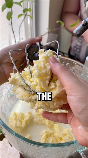 12K views · 72 reactions | Ever wondered how to make butter at home? 杻 Watch as I transform cold heavy cream into fresh, homemade butter in just a few minutes. Did anyone else notice Kyle just standing there mesmerized?! My brother was on the other side and they both just watched the whole process! So fun!Save this post for your next DIY kitchen adventure! RECIPE IN COMMENTS | Lifestyle of a foodie | Facebook