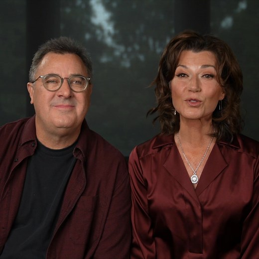 When I Think Of Christmas, a treasury of seasonal songs from Vince Gill and Amy Grant, is available now! The album contains remastered versions of nine of the duo's Yuletide favorites, plus two new recordings! Listen now 🎄 | Vince Gill