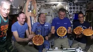 Watch astronauts enjoy pizza in zero gravity | CNN