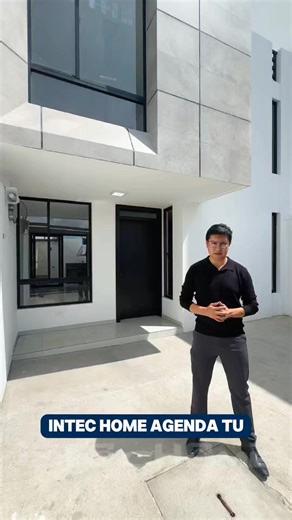 Andrês Huertas on Instagram: "☘🏠*¡De Venta Casa Independiente frente al Parque Céntrica!* 🏡✨ _Califica Crédito MITI MITI 4.87%_ 💲Precio: $110.000 📌Ubicación: Fecomi / Ibarra 📐Área de construcción : 126m2 📏Área de terreno: 95 m2 *DETALLES* Primera Planta: 🛋️🥘Sala, comedor, cocina, estudio y baño social. Segunda Planta: 🛌 Habitación master con baño privado y 2 Habitaciones junior con baño compartido. Exterior: 🚘 🚰Garaje para 2 autos, Área de Lavado, acceso a terraza. Extras: 🎉 Zona BBQ