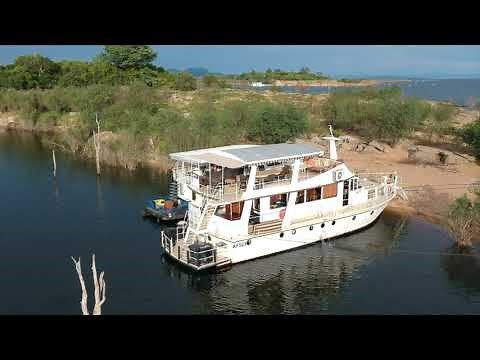 Must do in Zimbabwe? Safari cruise lake Kariba on the Lady Jacqueline. Inspiration Africa #234