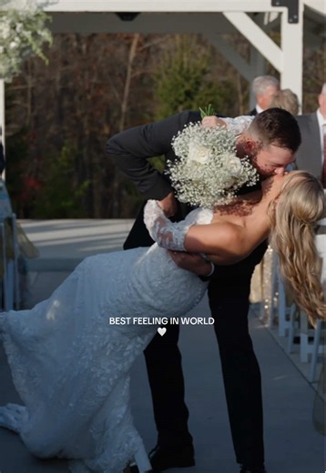 Best Day Ever: A Midwest Fall Wedding Celebration