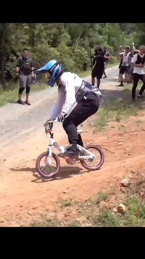 Mountain Bike content 🚲 on Instagram: "Follow @downhill_2020 if you like MTB 🫶 Save this post 📎 - 🚲 : @sethstevens14 🎥 : @rawracefootage - The photos and videos are not mine, so if you want them removed, send a DM. - Tags: #downhill #dirt #bike #mtb #jump #fail #crash #video #photo #redbull #dh #mountainbike #freeride #bikeporn #love #picoftheday #specialized #ride #rider #l4l #style #mtbdaily #mtblife #mtbbiking #mtbrider #followus #vtt #trek"