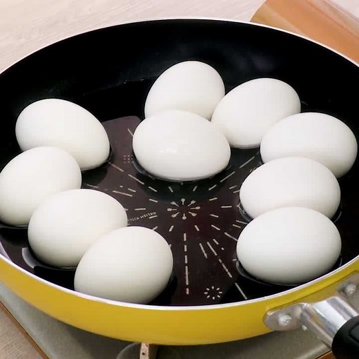 コツを押さえて失敗しない！フライパンで作るゆで卵のレシピ | デリッシュキッチン