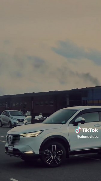 New Vibe🌚🤍 #alone #alonevidez #honda #hondavezal #hondavezal2025 #drivemode #trending #viral