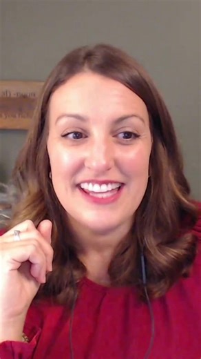 Long-term success doesn’t happen by chance. It’s built by tracking your progress. Amanda Martin shares why knowing your numbers is the key to consistency, confidence, and closing more sales. Catch the full episode of Online People Talking here: https://www.doyouconvert.com/blog/49-playing-the-long-game-with-amanda-martin/ | Do You Convert | Facebook