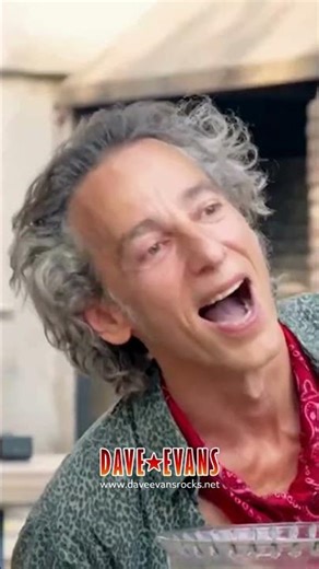 Dave Evans with Javier Calamaro on Channel 9 - The Calamaro's Kitchen & Temperley Stadium #promo v8