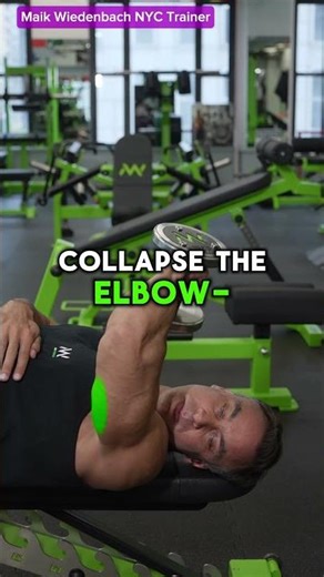 Triceps Extensions Done Right 💪 #triceps #tricepextension #gymtips