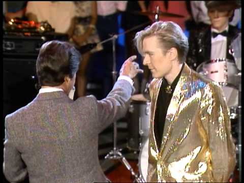Dick Clark interviews ABC Band - American Bandstand 1982