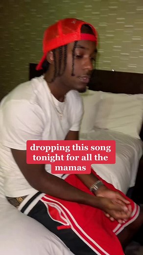 Heartfelt Song for Mama: Memorable Lyrics Dedicated to Mother