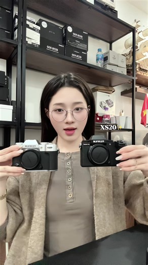 So sánh máy ảnh Fujifilm XT50 và XS20