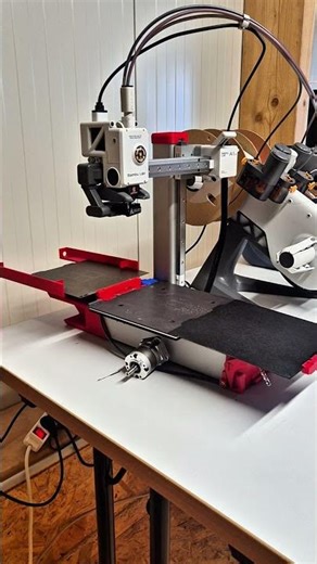 Success: automatic print bed changer finally works #3dprinting #3dprinterupgrade