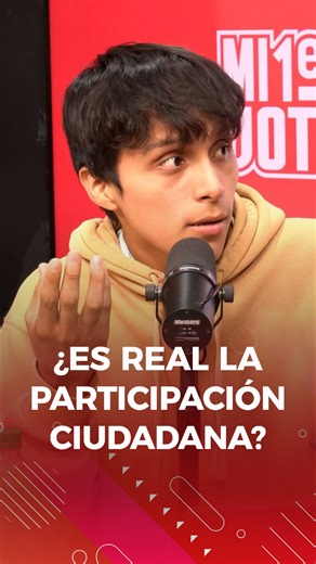 ¿La participación ciudadana realmente funciona? 🤔🇵🇪 En Mi 1er Voto hablamos sobre cómo los ciudadanos pueden proponer leyes, pero también sobre una percepción que muchos comparten: que sin el respaldo o la “vara” de un congresista, muchas iniciativas ni siquiera llegan a ser debatidas. Entonces la pregunta queda abierta: ¿la participación ciudadana es realmente accesible para todos? 🎙️ Dale play al reel y forma tu propia opinión. #Mi1erVoto #Elecciones2026 #ParticipaciónCiudadana #PolíticaPe