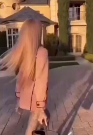 “The monster high part is a bad example” yall acting like i made the damn video