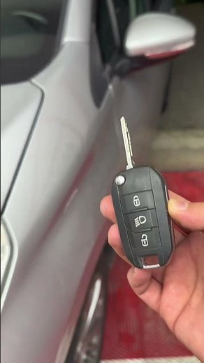 A deep scratch remover for your car? Save your bodywork? #cleantok #cleaning #cars