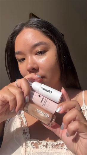 Glossier Glow Guide 💫Not all glow is created equal. Here’s how to choose your light: Skylight: Natural, gel-serum radiance with Complexion Micro Pearls. Your skin in its best light. Haloscope: Balmy, dewy stick glow. Swipe go for instant sheen. Futuredew: Skincare glow hybrid for a full-face, glazed finish. Dew in a bottle. Shop now at Glossier. | Glossier